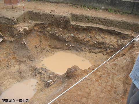 大塚11次5内行花文鏡片出土地